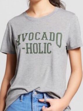 Modern Lux | Gray Graphic Tee “AVOCADO -HOLIC”